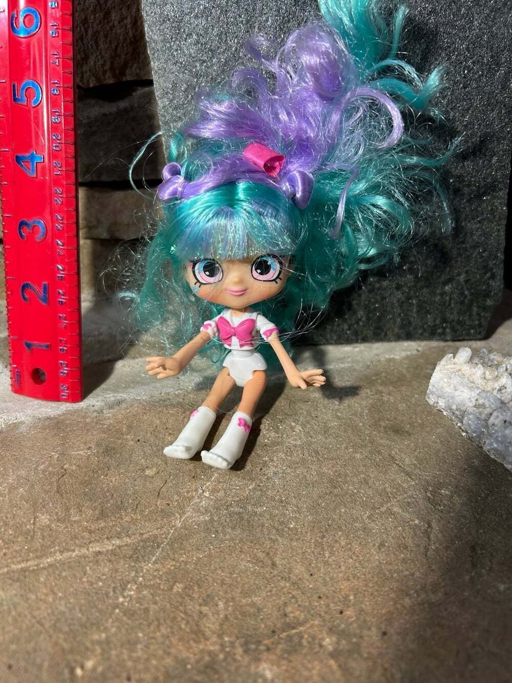 Wild Style Bella Shopkins Doll Bow Lavender Teal purple Hair 5" incomplete